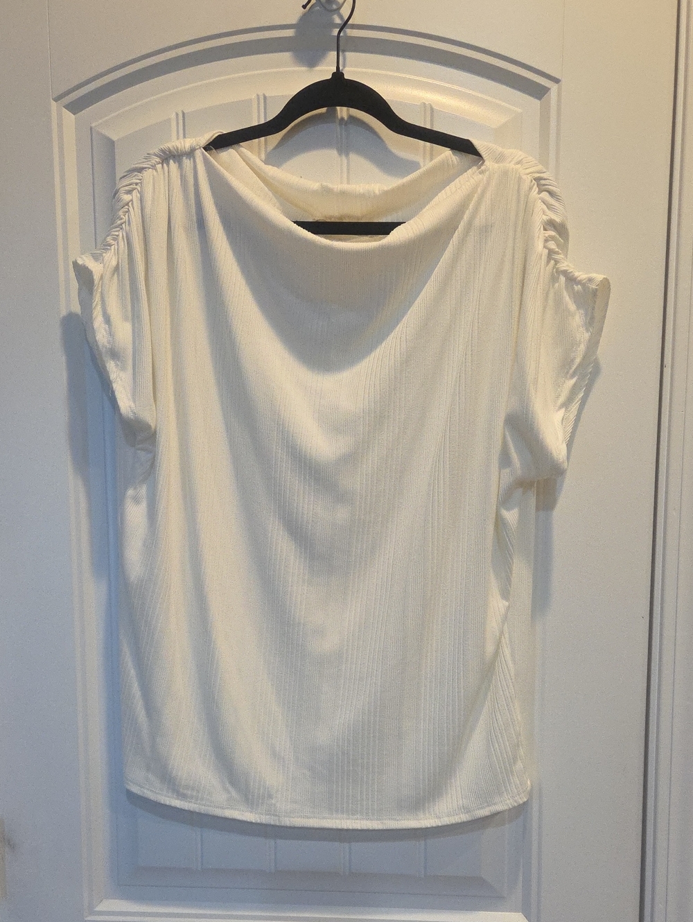 Elegant White Ribbed Boat Neck Blouse